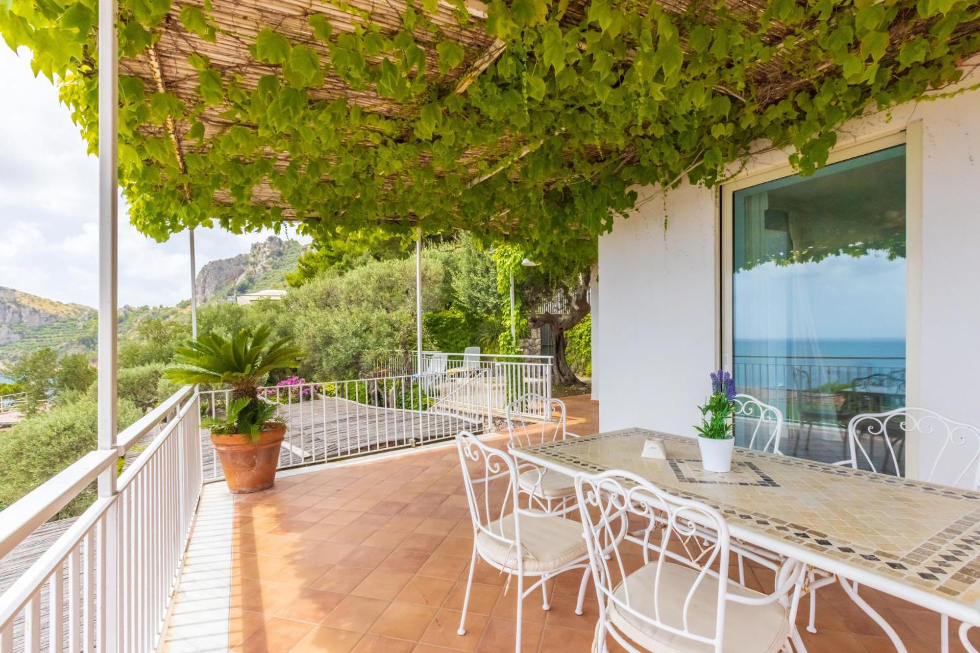 Villa Rita Apartments Massa Lubrense Exterior photo